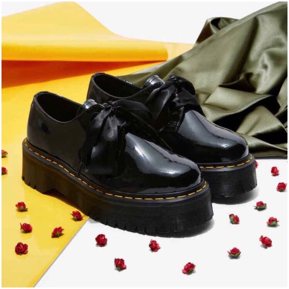 DR. MARTENS Holly Leather Quad Platform Oxford Shows